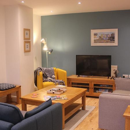 Stylish Flat In Central Tenby & Free Parking Buitenkant foto
